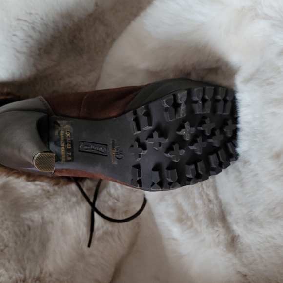 Ladies boots (NWOT) - Picture 7 of 8